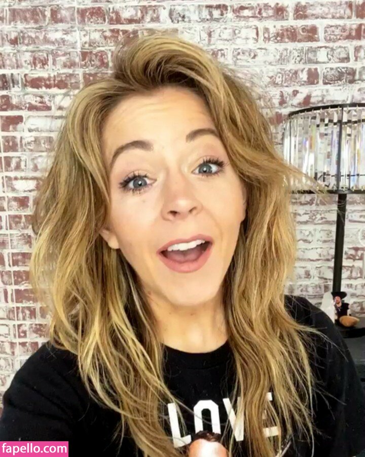 Lindsey Stirling leaked nude photo #0046 (Lindsey Stirling / abbysiscoprinus / lindseystirling)