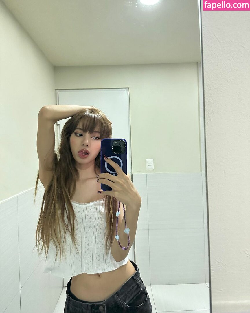 Lisa leaked nude photo #0107 (Lisa / Blackpink / lalalalisa_m / lisaamane)