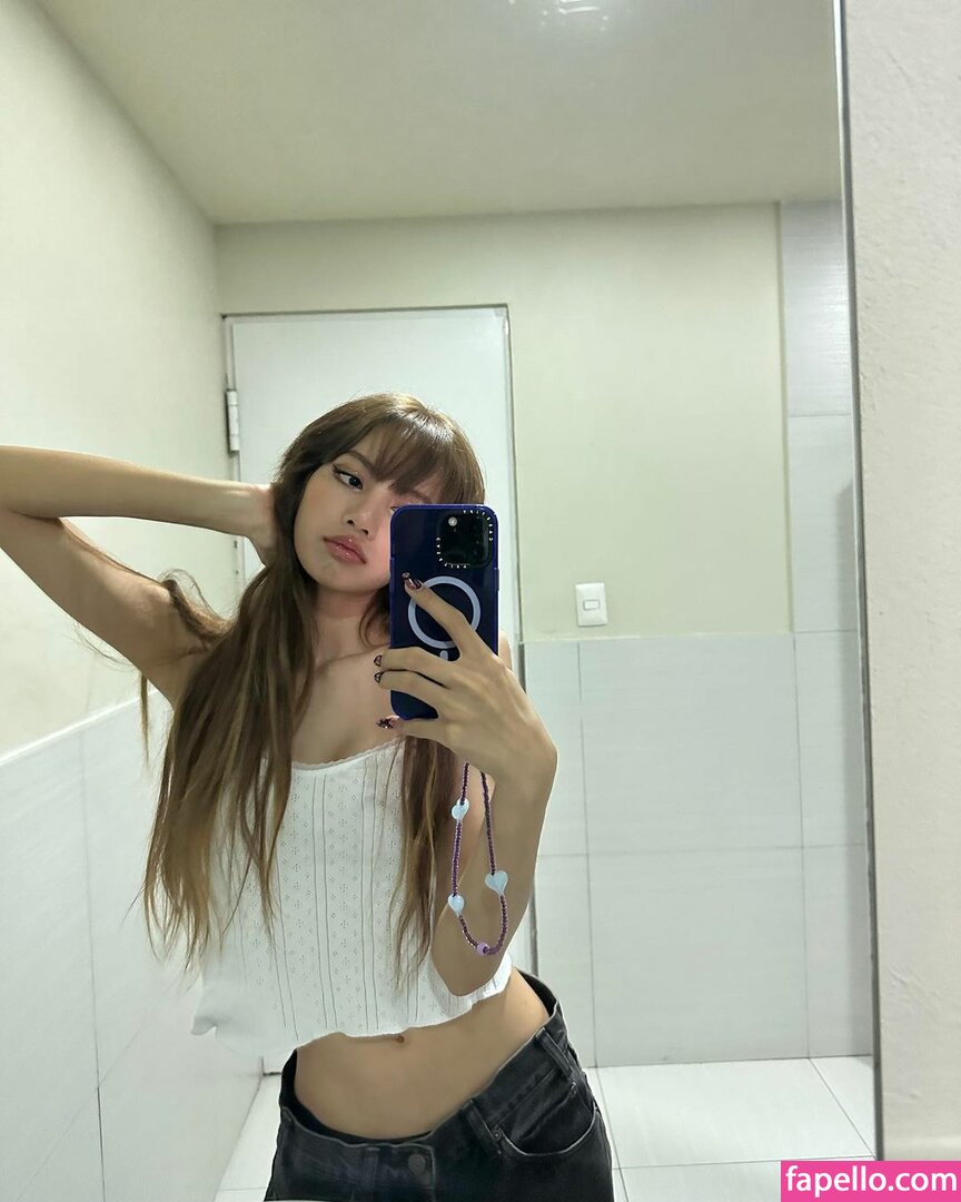 Lisa leaked nude photo #0109 (Lisa / Blackpink / lalalalisa_m / lisaamane)