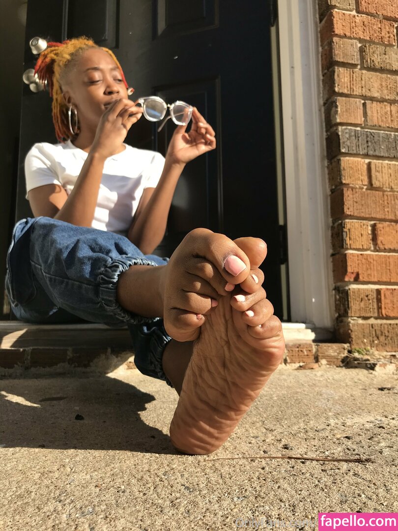 littleebonyfeet leaked nude photo #0009 (littleebonyfeet / prettyfeetpicsx)