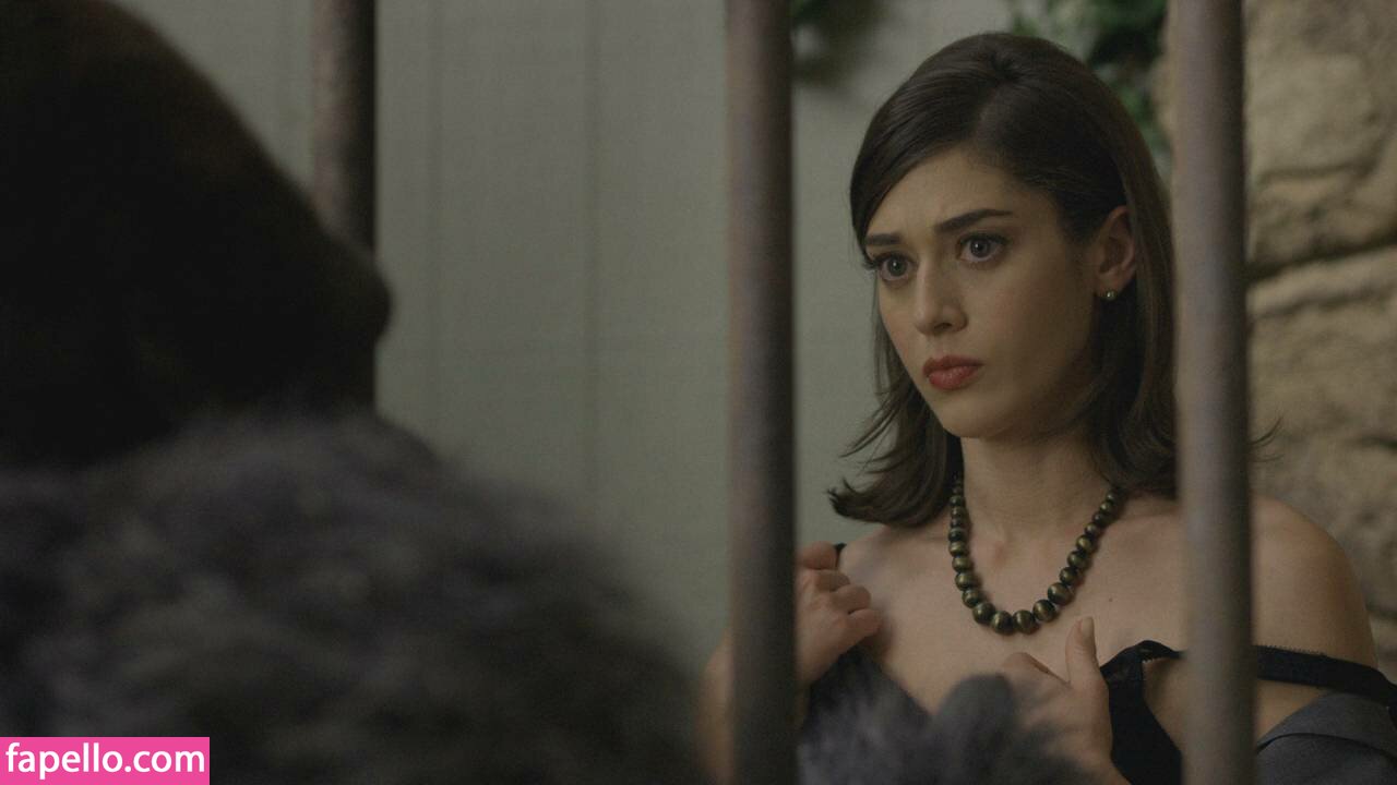 Lizzy Caplan leaked nude photo #0028 (Lizzy Caplan / thelizzycaplan)