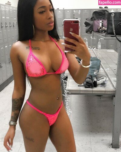 Luckyhustla leaked nude photo #0004 (Luckyhustla / 1luckyhu$tla)