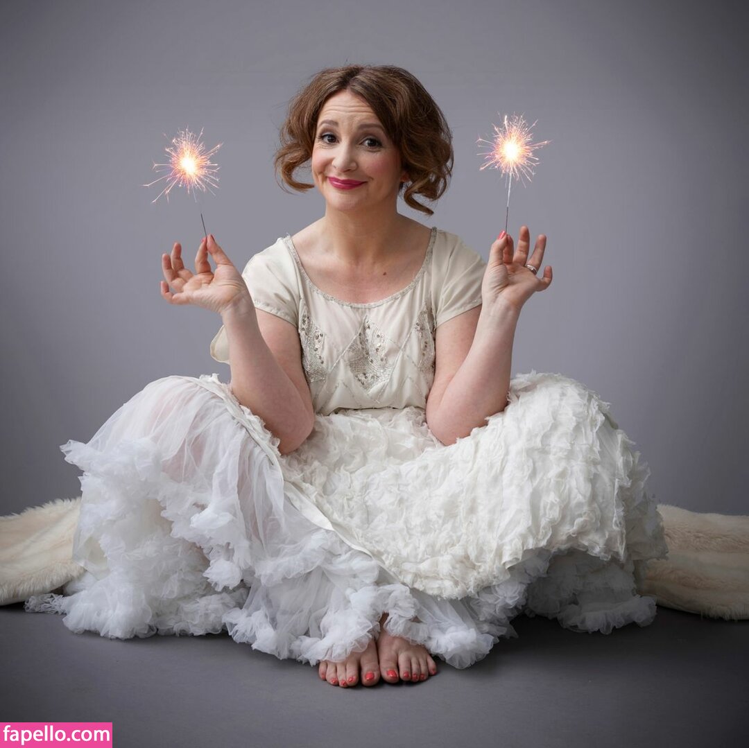 Lucy Porter leaked nude photo #0003 (Lucy Porter / lucyportercomic)