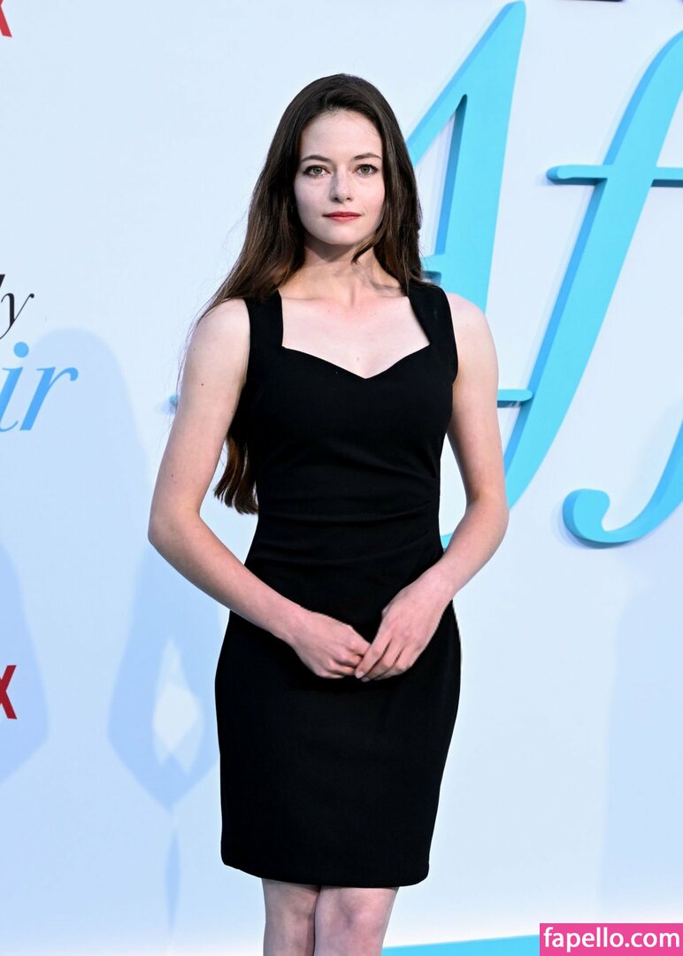 Mackenzie Foy / mackenziefoy Nude Leaked Photo #40 - Fapello