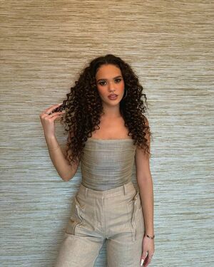 Madison Pettis nude #0647