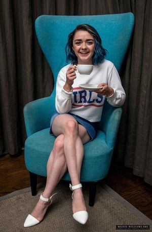 Maisie Williams nude #0172