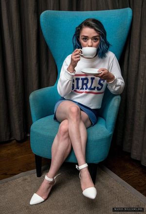 Maisie Williams nude #0173