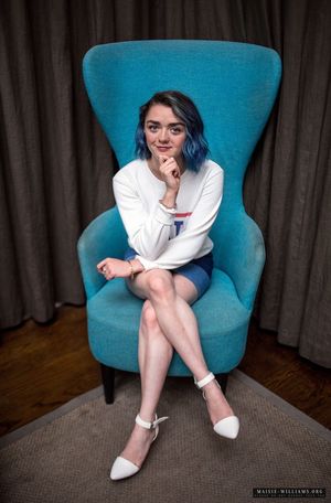 Maisie Williams nude #0176