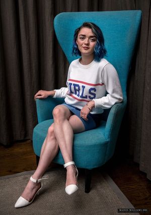 Maisie Williams nude #0178