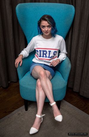 Maisie Williams nude #0181