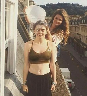 Maisie Williams nude #0450