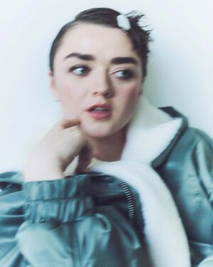 Maisie Williams nude #0769