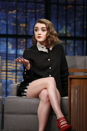 Maisie Williams nude #0804