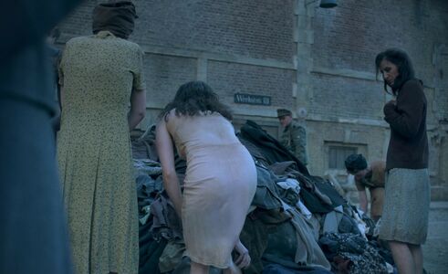 Maisie Williams nude #1067