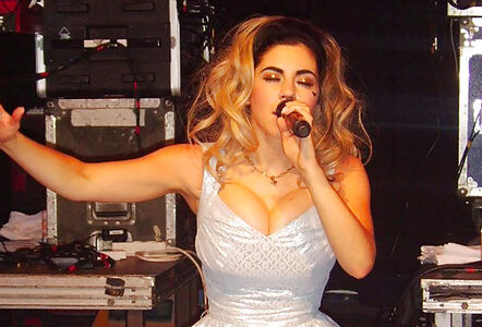 Marina Diamandis nude #0121