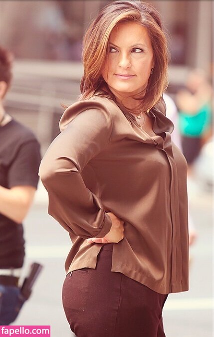 Mariska Hargitay leaked nude photo #0084 (Mariska Hargitay / therealmariskahargitay)