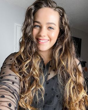 Mary Mouser nude #0034