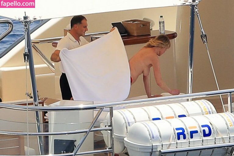 Melanie Griffith leaked nude photo #0001 (Melanie Griffith / melaniegriffith)