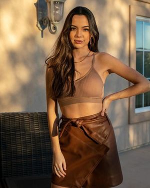 Merrell Twins nude #0007