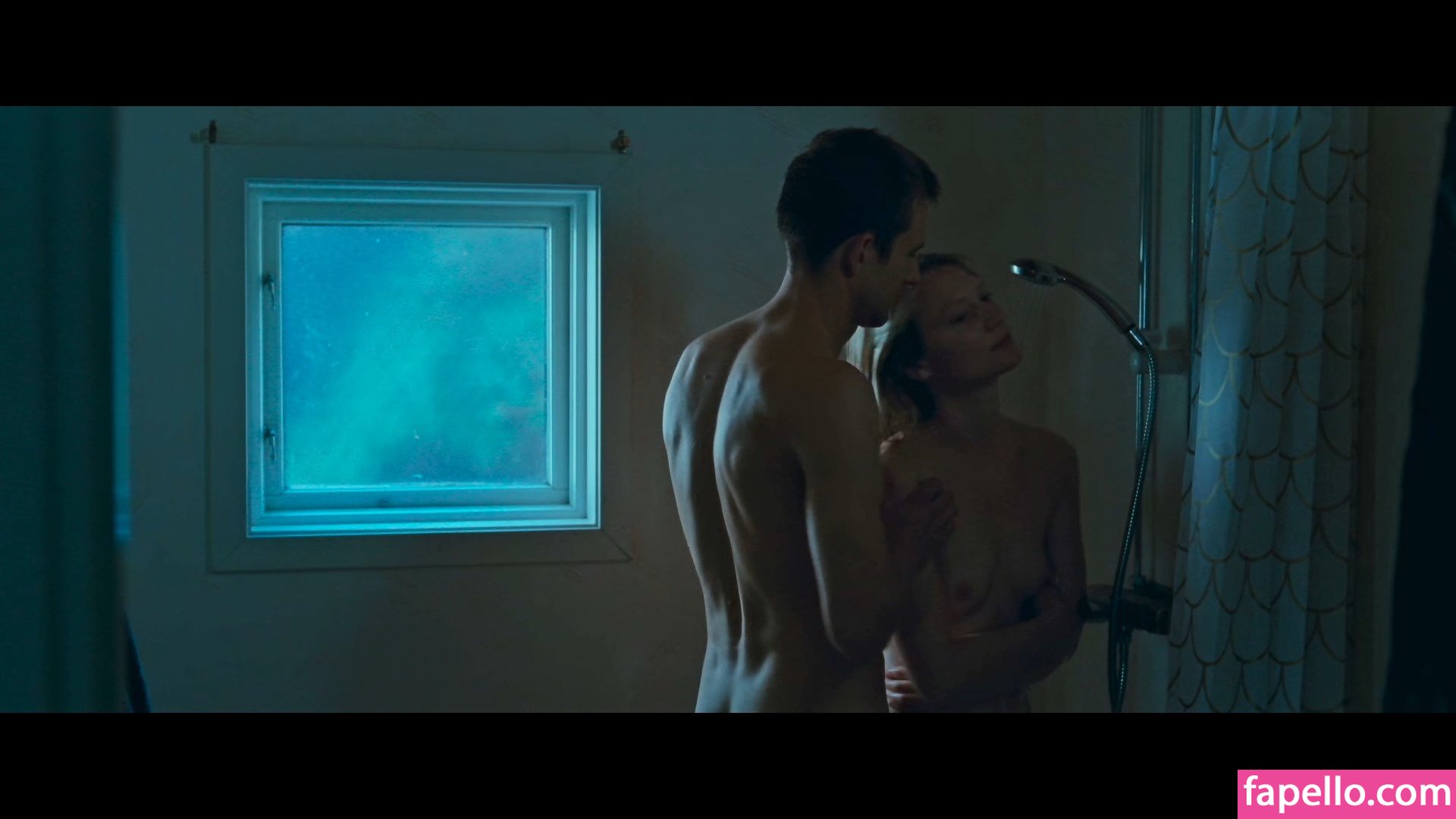 Mia Wasikowska nude skinny dipping - Tracks (2013) hd1080p