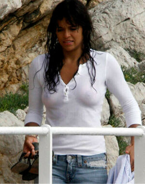 Michelle Rodriguez nude #0023