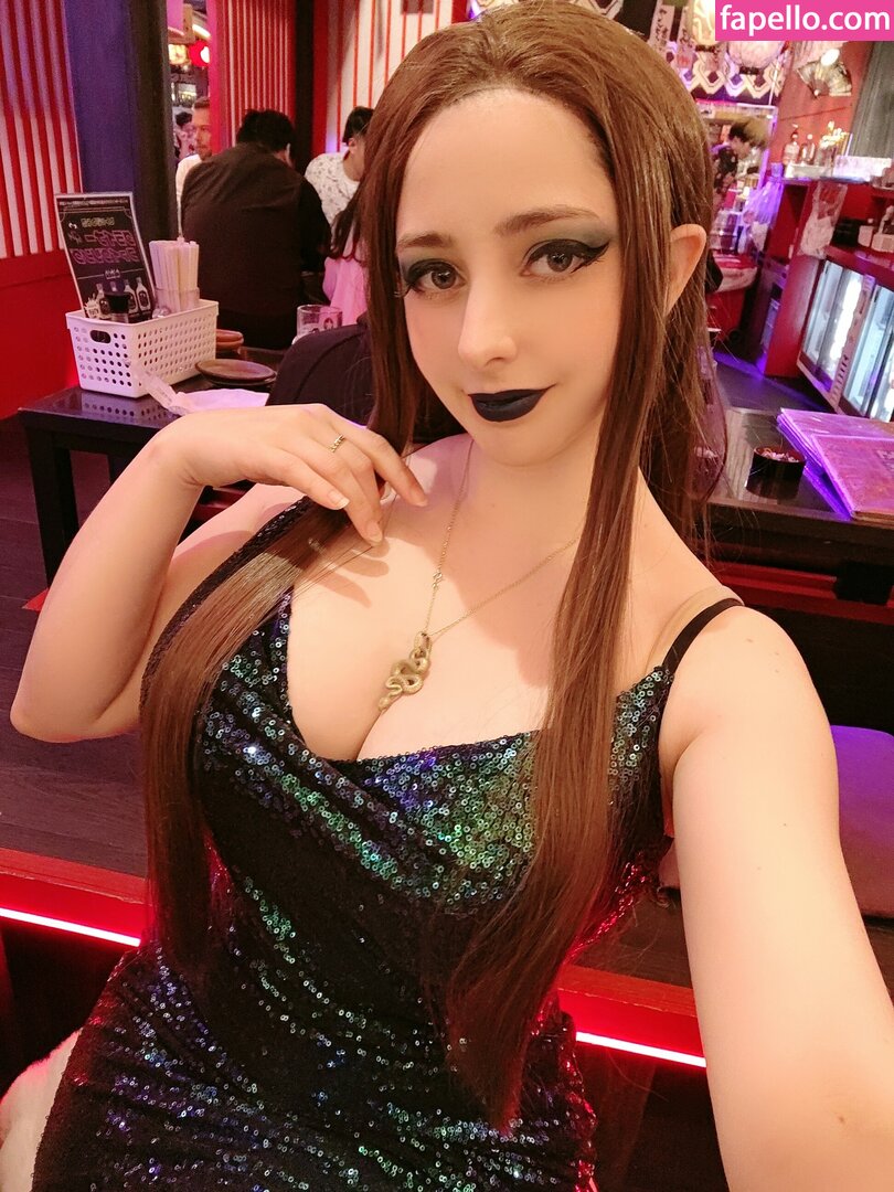 https://fapello.com/content/m/i/mikomi-hokina-1/2000/mikomi-hokina-1_1466.jpg