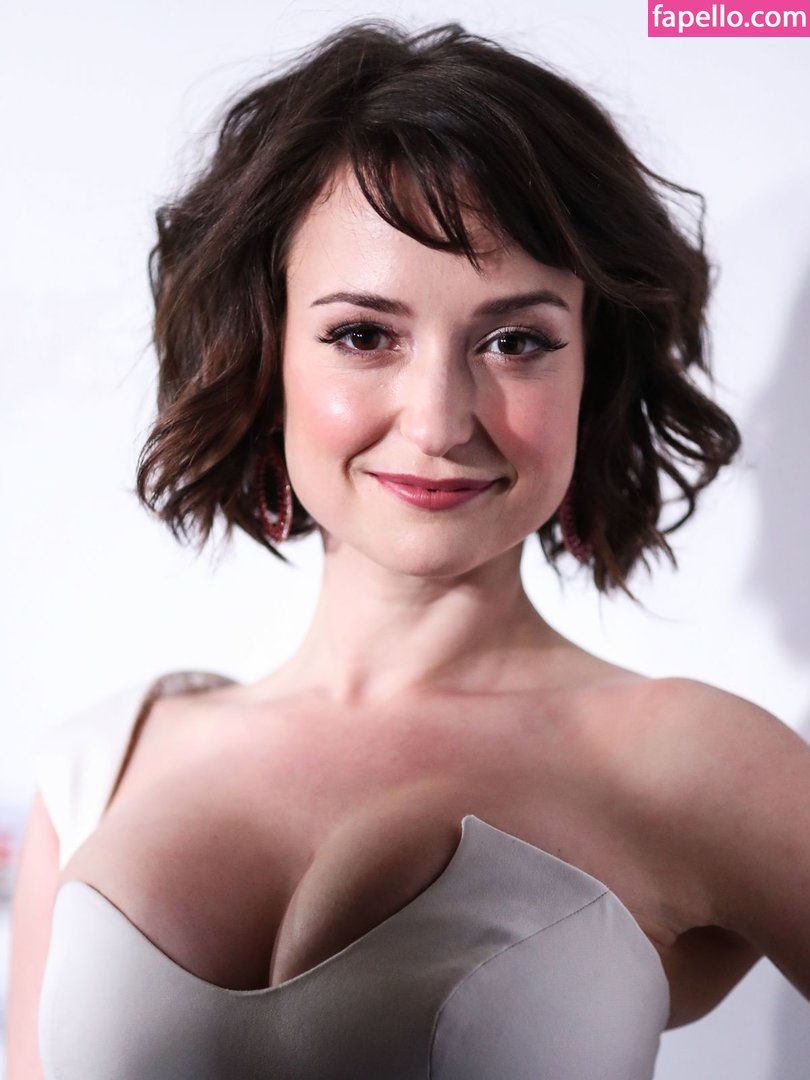 Milana Vayntrub leaked nude photo #0026 (Milana Vayntrub / AT&T Girl / mintmilana)