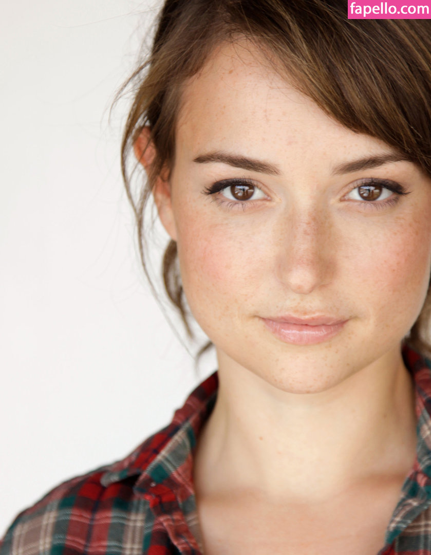 Milana Vayntrub leaked nude photo #0055 (Milana Vayntrub / AT&T Girl / mintmilana)