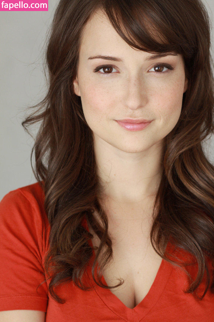 Milana Vayntrub leaked nude photo #0057 (Milana Vayntrub / AT&T Girl / mintmilana)