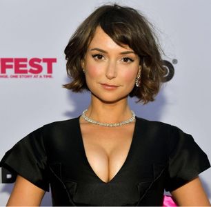 Milana Vayntrub nude #0117