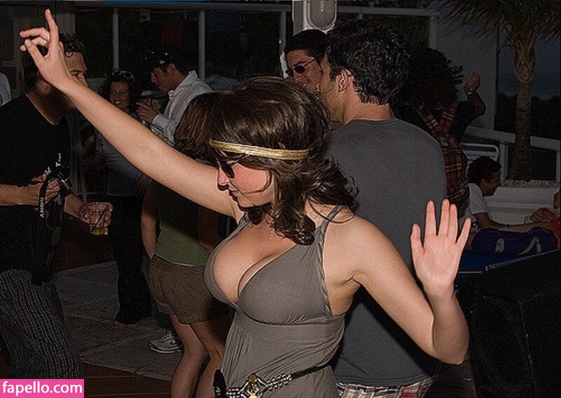 Milana Vayntrub leaked nude photo #0289 (Milana Vayntrub / AT&T Girl / mintmilana)