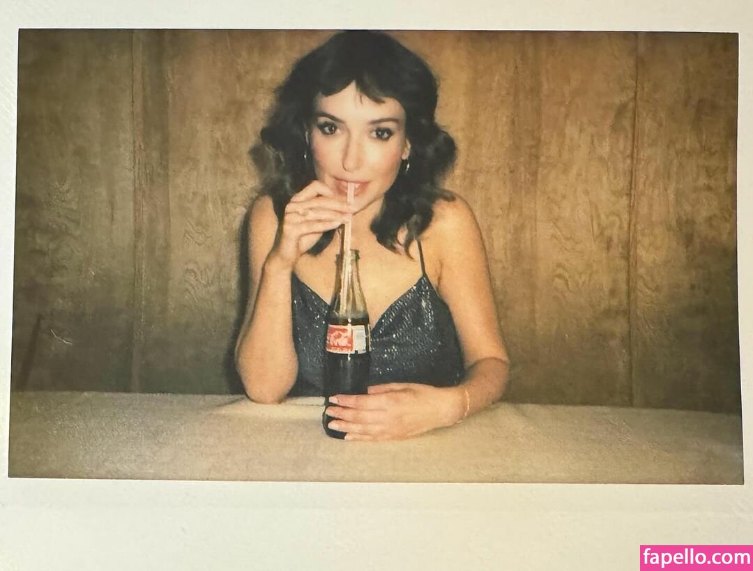 Milana Vayntrub leaked nude photo #0318 (Milana Vayntrub / AT&T Girl / mintmilana)