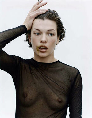 Milla Jovovich nude #0035