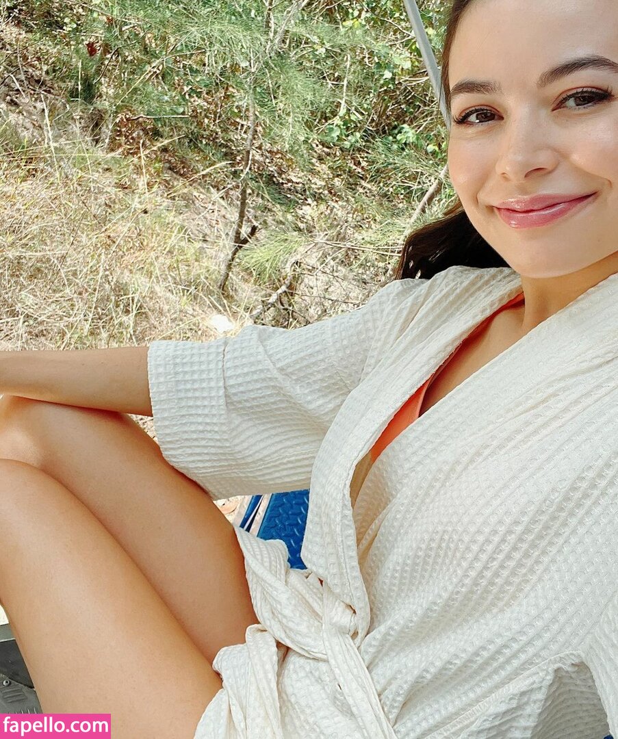 Miranda Cosgrove / MirandaCosgrove / onlyfanssz Nude Leaked OnlyFans Photo  #283 - Fapello