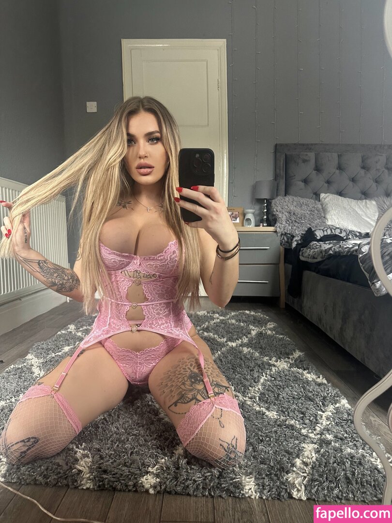 blondequeenlola / missgoddess888 / missgoddesslola Nude Leaked OnlyFans  Photo #3 - Fapello