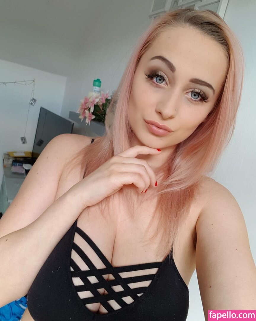 Missrachaelcx leaked nude photo #0133 (Missrachaelcx / Emma Rachael Collins / rachael_c94x)