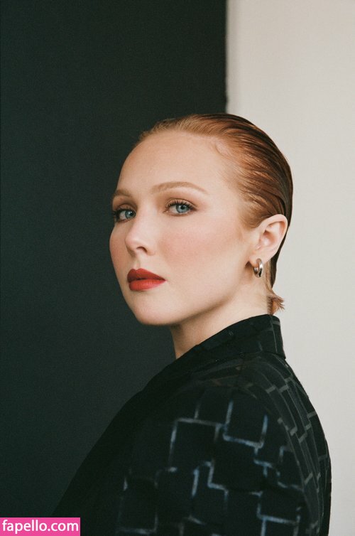 Molly Quinn leaked nude photo #0005 (Molly Quinn / lassmolly / mollycaitlynquinn)