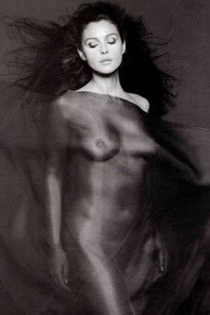 Monica Bellucci nude #0009