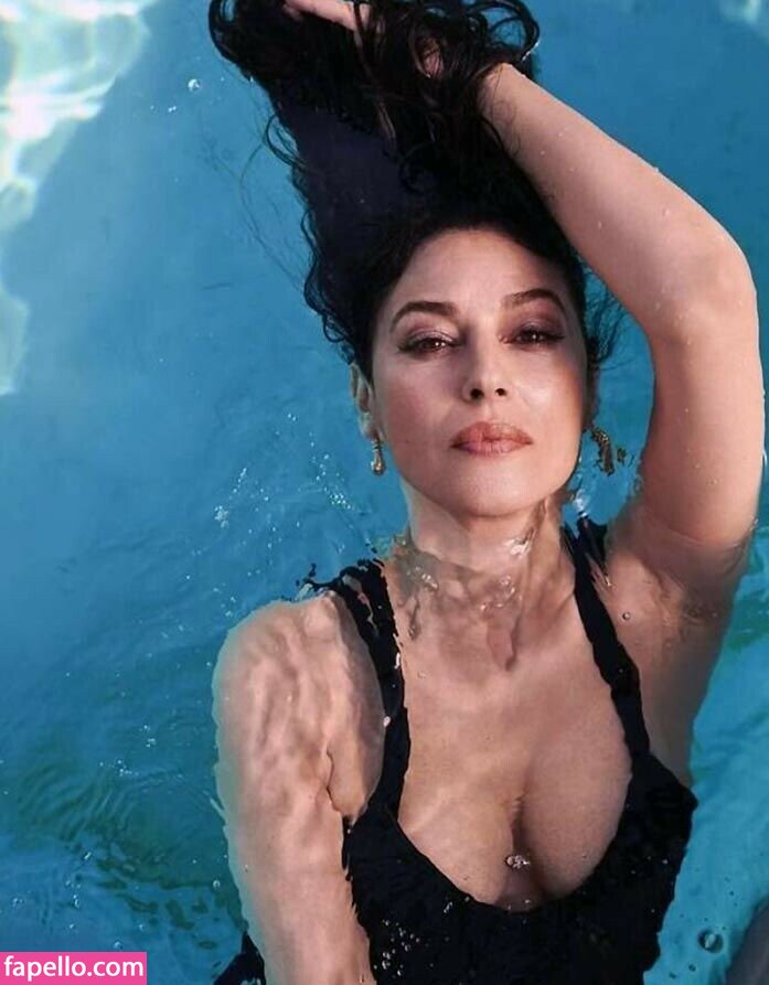 Monica Bellucci leaked nude photo #0114 (Monica Bellucci / bellucciginebra / monicabellucciofficiel)