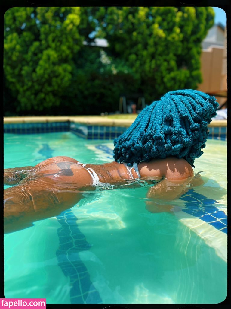 Moonchild Sanelly leaked nude photo #0001 (Moonchild Sanelly / moonchildsanelly)