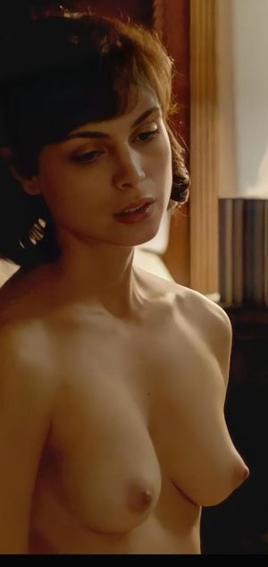 Morena Baccarin nude #0012