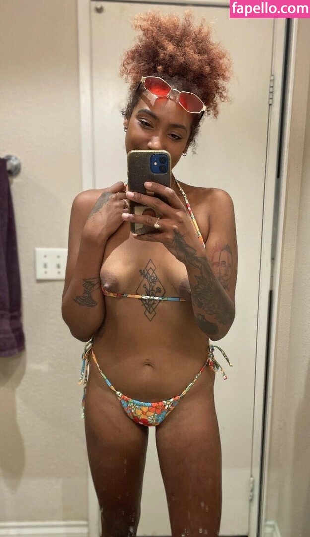 Moxie_america leaked nude photo #0006 (Moxie_america / Mom_of_both_2)