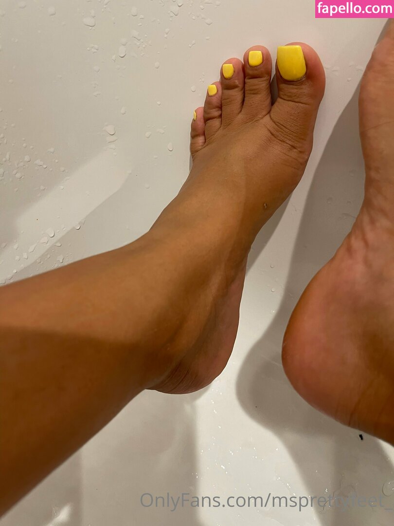 https://fapello.com/content/m/s/msprettyfeet/1000/msprettyfeet_0068.jpg