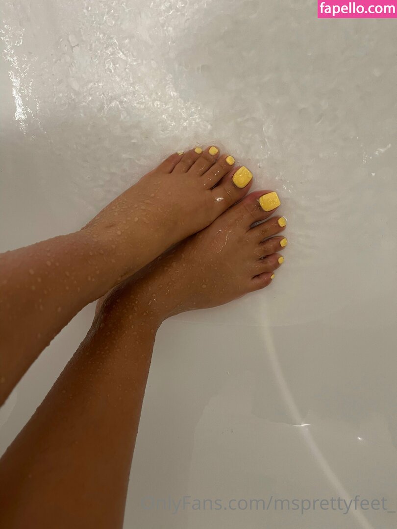 https://fapello.com/content/m/s/msprettyfeet/1000/msprettyfeet_0069.jpg