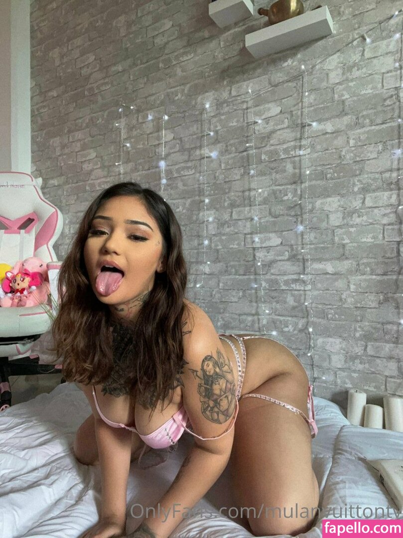 Mulanvuittontv leaked nude photo #0003 (Mulanvuittontv / itsmulanvuitton)