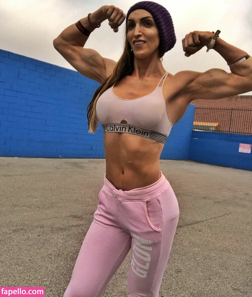 1persianbarbie / Muscle Goddess / fitpersianbarbie Nude Leaked OnlyFans  Photo #88 - Fapello