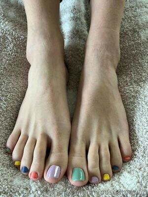 myposedtoes nude #0096