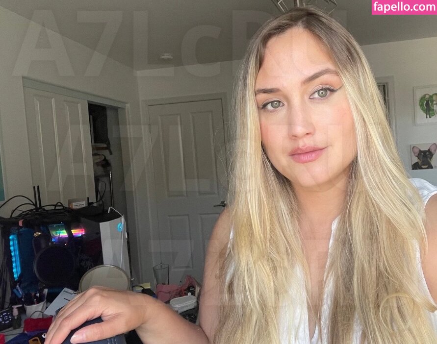 Naomi Kyle Age