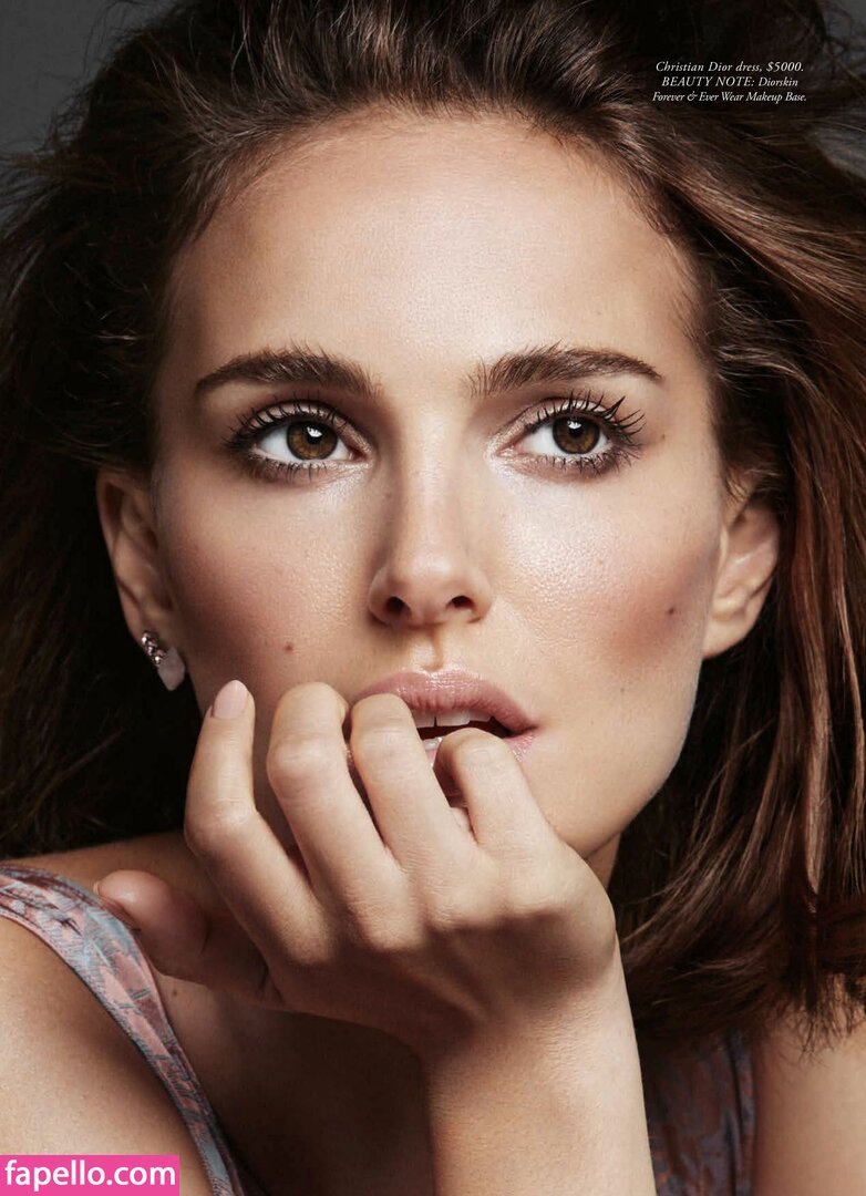 https://fapello.com/content/n/a/natalie-portman/1000/natalie-portman_0307.jpg