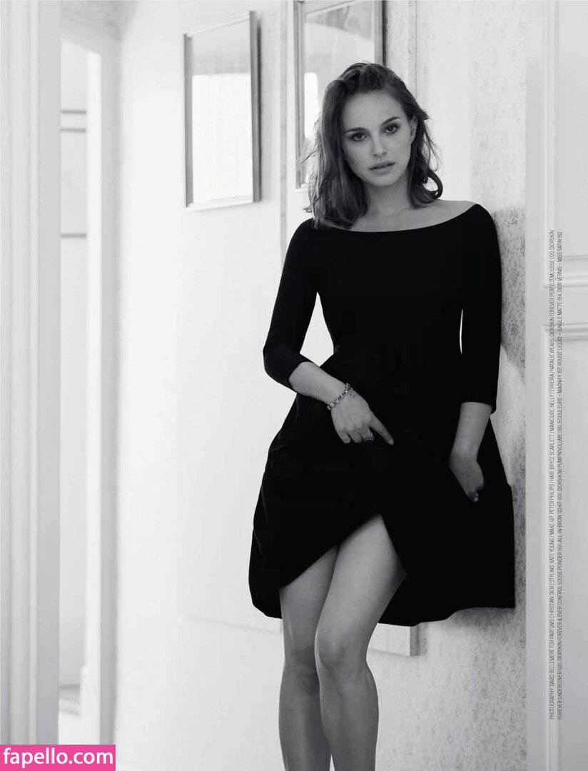 https://fapello.com/content/n/a/natalie-portman/1000/natalie-portman_0317.jpg